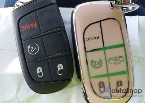 2022 Jeep Compass Limited 4X4 из США, поврежденный, VIN 3C4NJDCB8NT102888